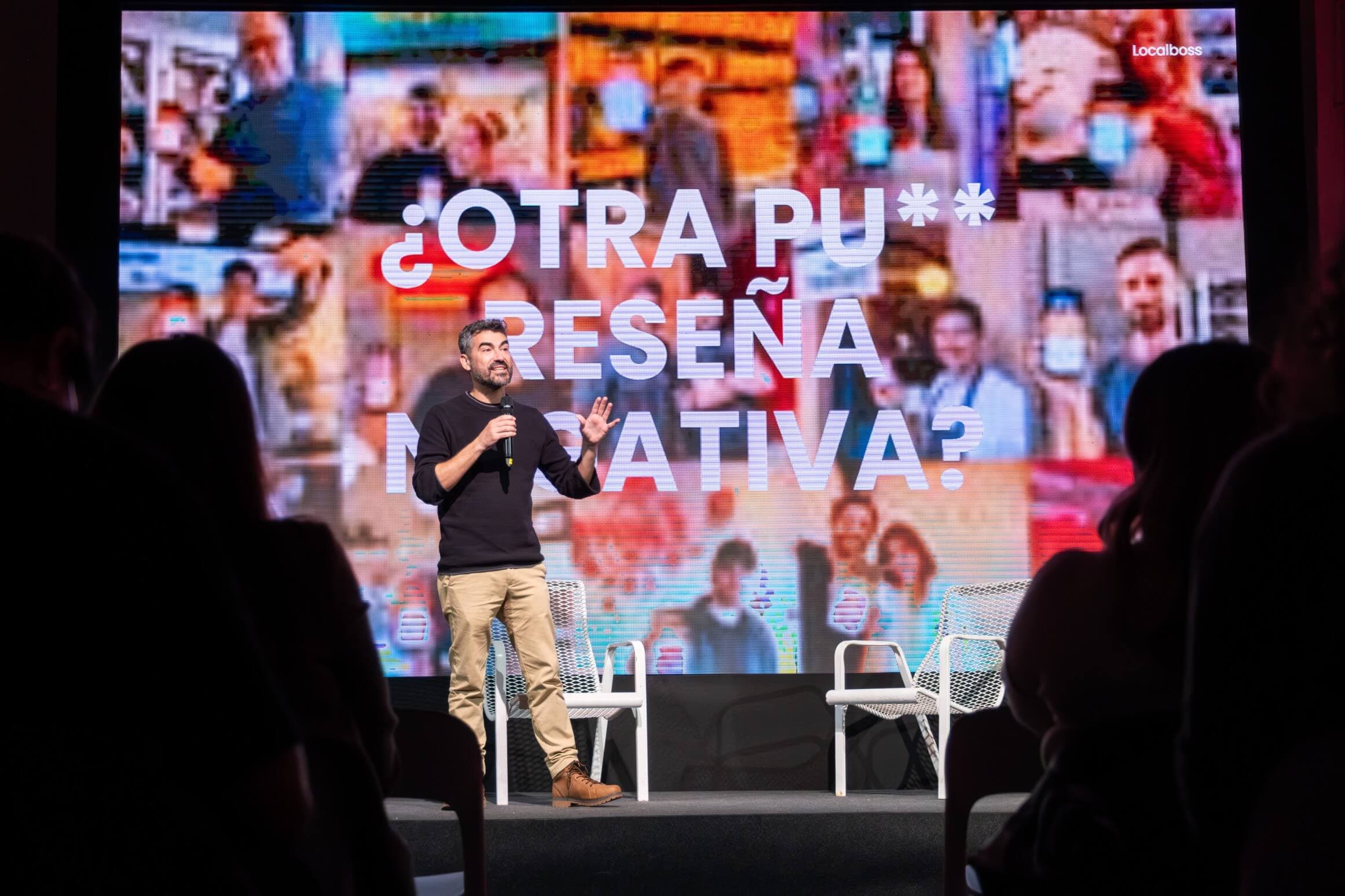 Xavier Colomés, CEO de Cinquo, presentando en un evento
