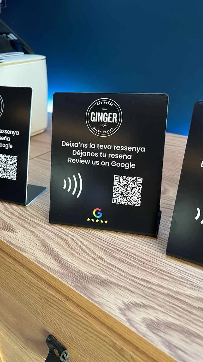 Personalized tabletop NFC stand for Ginger Café